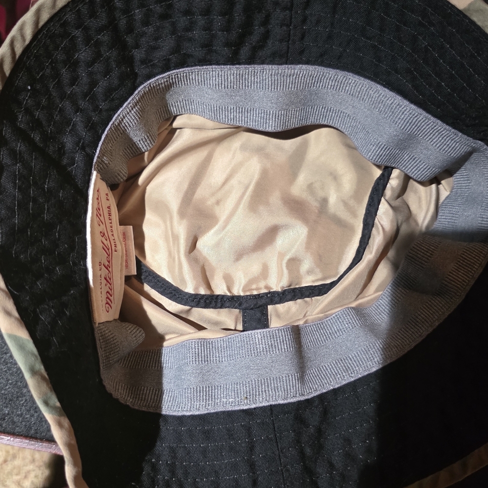 Mitchell & Ness Camo Bucket Hat - Green Cream & Taupe One Size Fits Most. CLEAN. - Picture 10 of 12